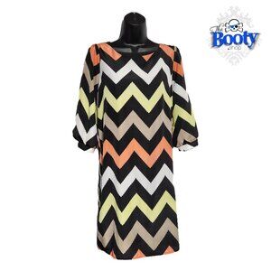 Almost Famous Chevron Mod Pull-over mini With 3/4 Sleeves Size: M